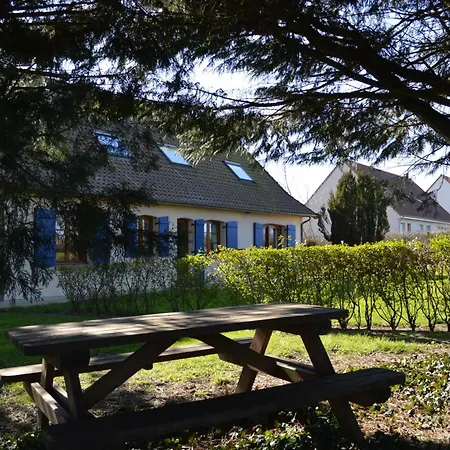 Avec 6 Chambres, Jardin Clos, Cheminee, Proche De La Mer, Animaux Acceptes - Fr-1-376-3 펜션